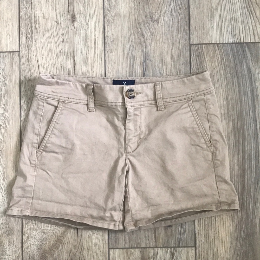 American Eagle Classic Khaki Shorts